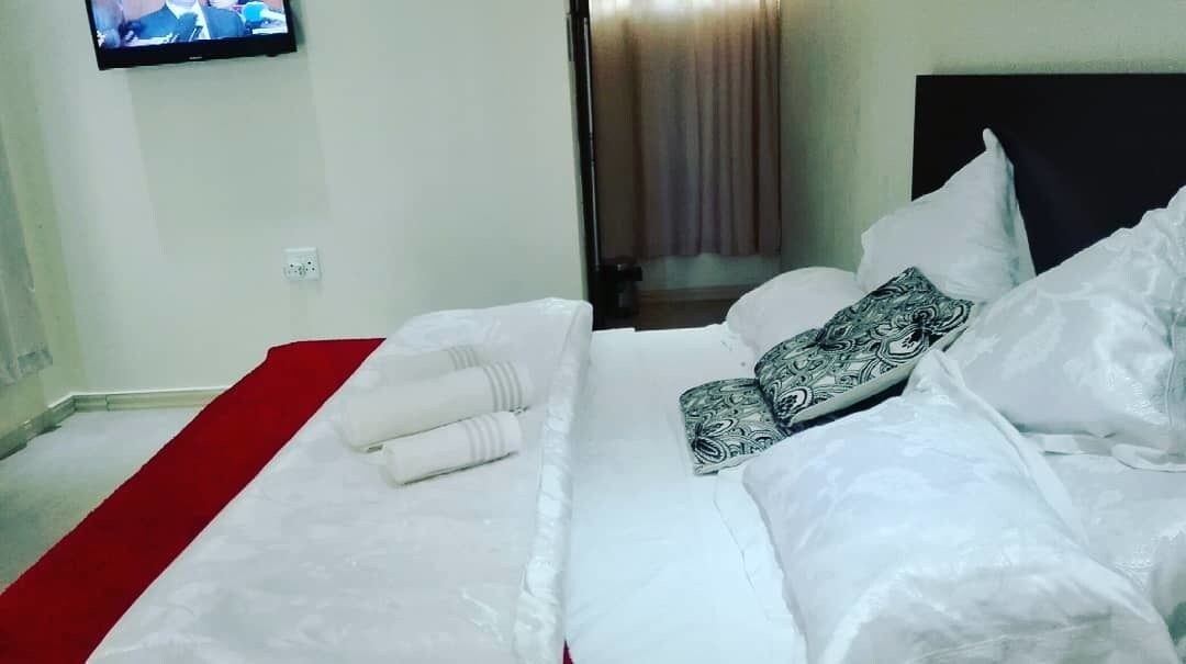 BASIC, DOUBLE BED, HILL VIEW