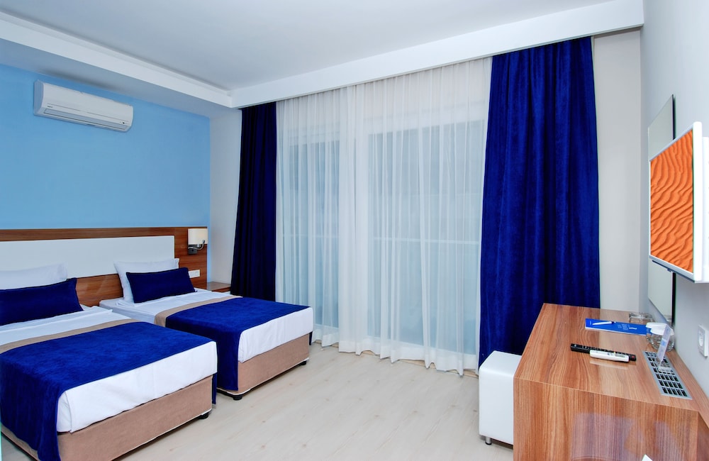 Kleopatra Ramira Hotel 18/36