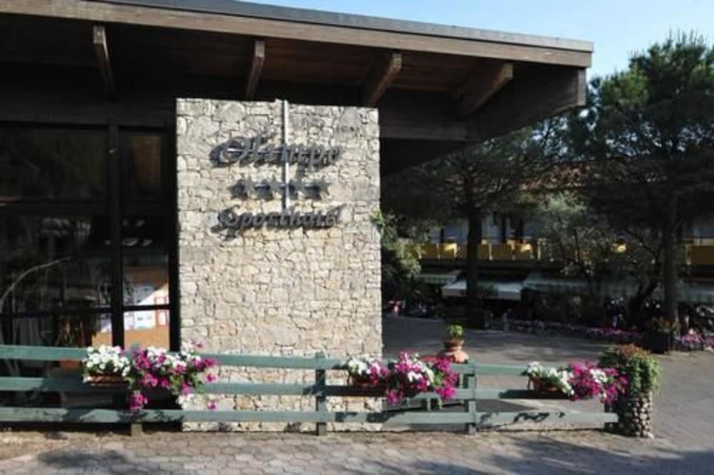 Sport Hotel Olimpo 2/65