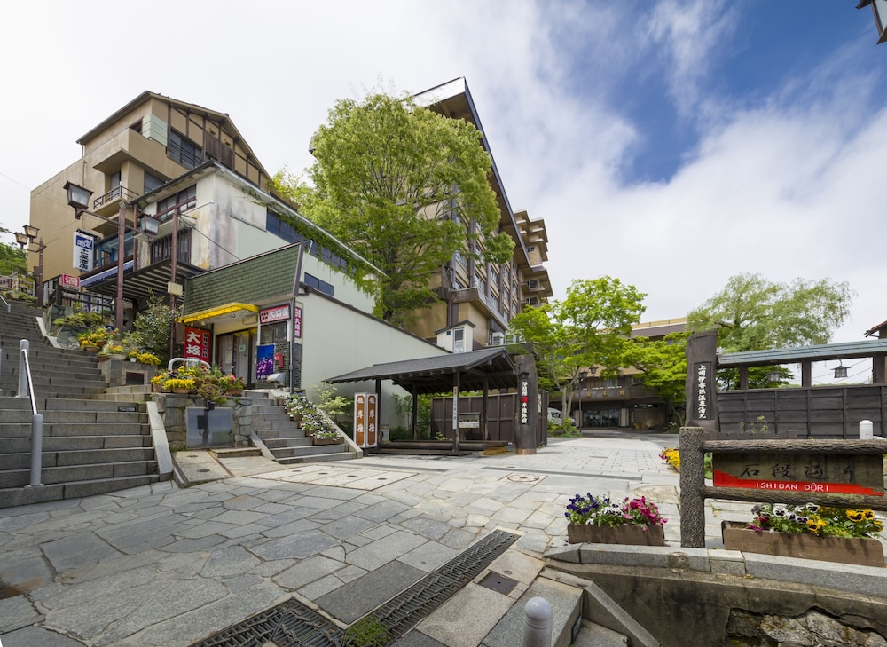 Kishigon Ryokan 65/71