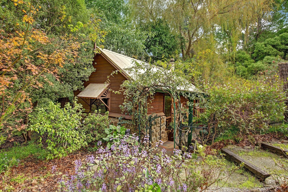 FORGET ME NOT COTTAGES 45/50