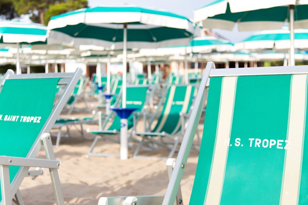 Hotel Saint Tropez 24/30