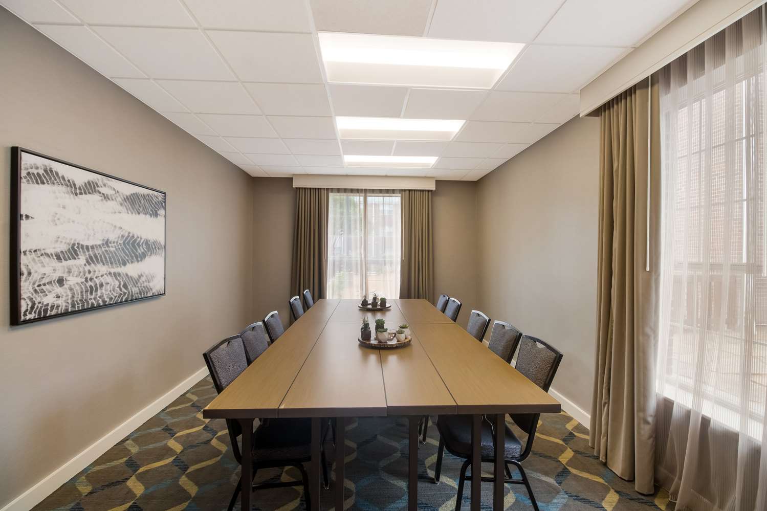 Sonesta ES Suites Dallas Richardson 32/35