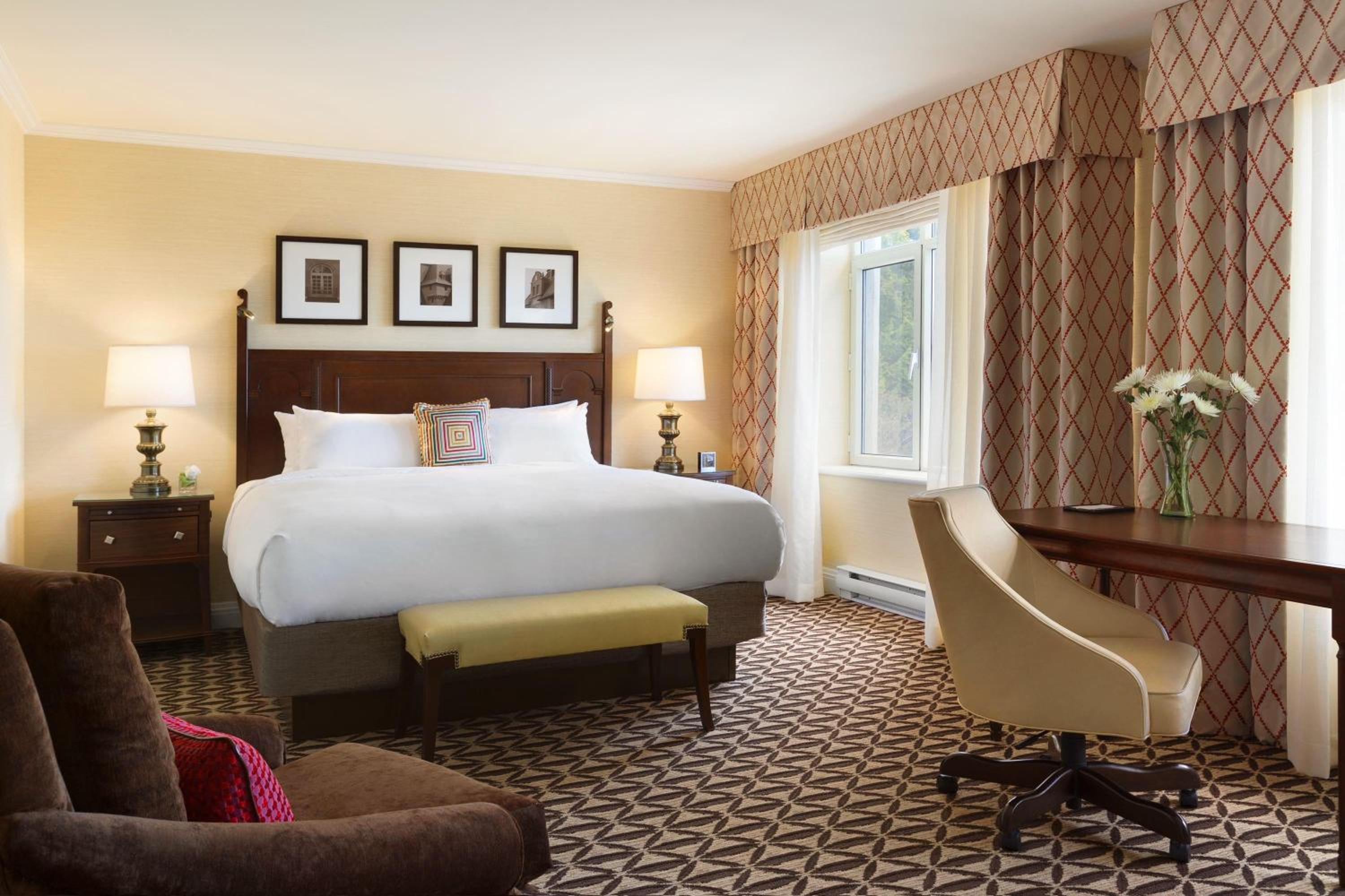 Fairmont, King Bed, Queen Bed