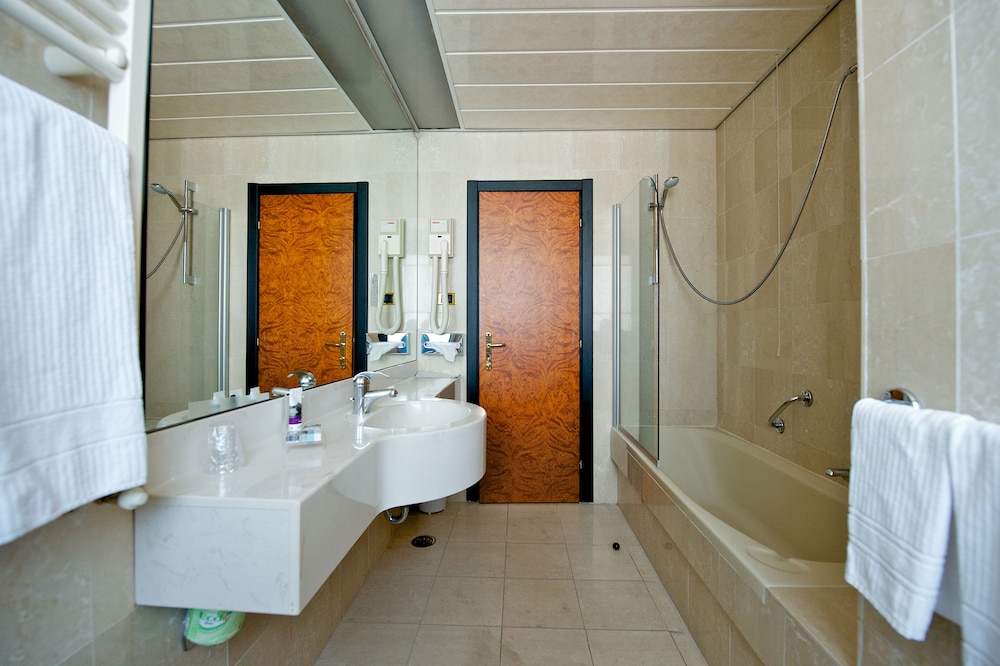 Hotel Delfino Taranto 31/74