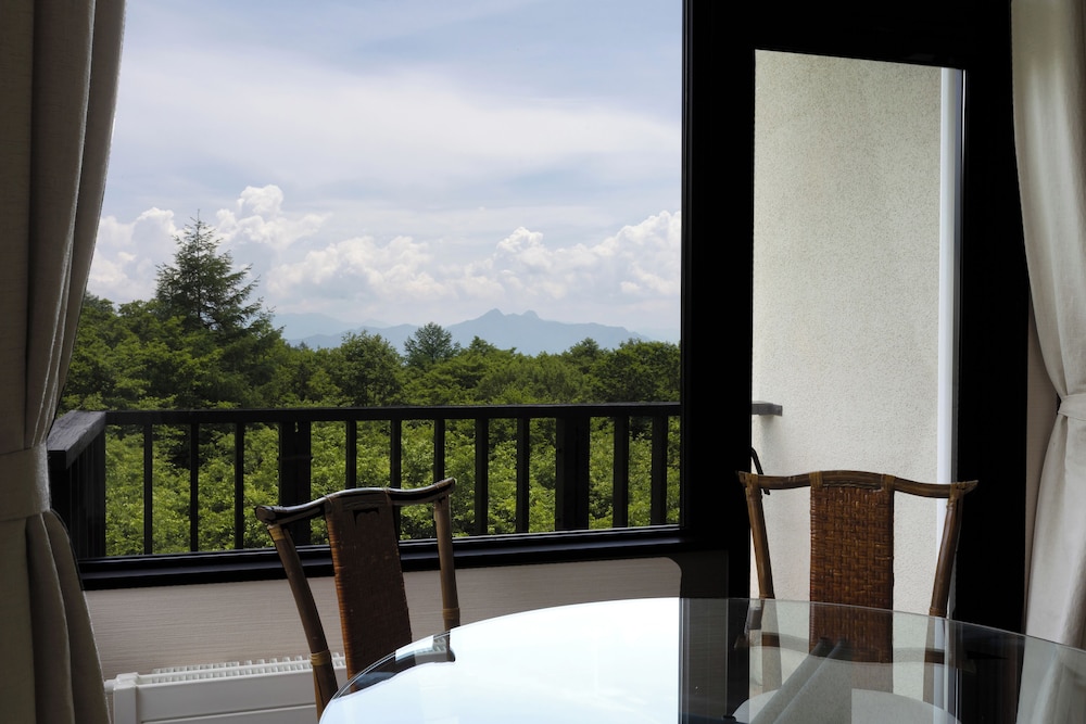 Yatsugatake Kogen Lodge 30/55