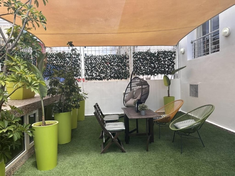 Rent Inn Suites Hotel 56/60