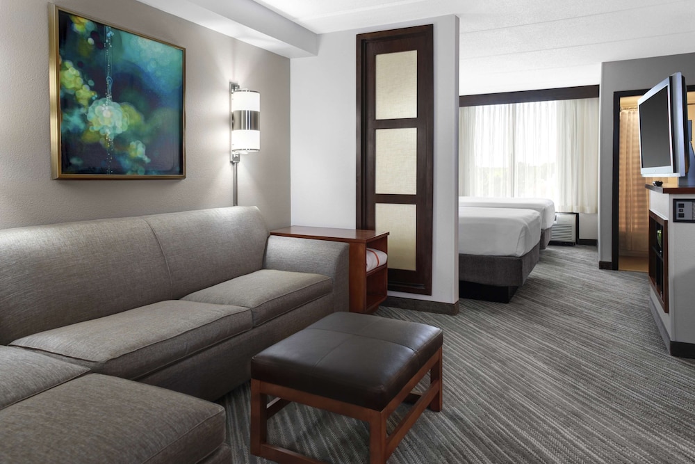 Hyatt Place Nashville Opryland 37/72