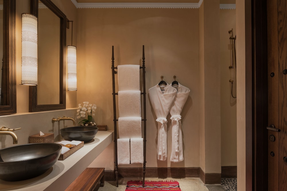 The Chedi Al Bait Sharjah 12/74