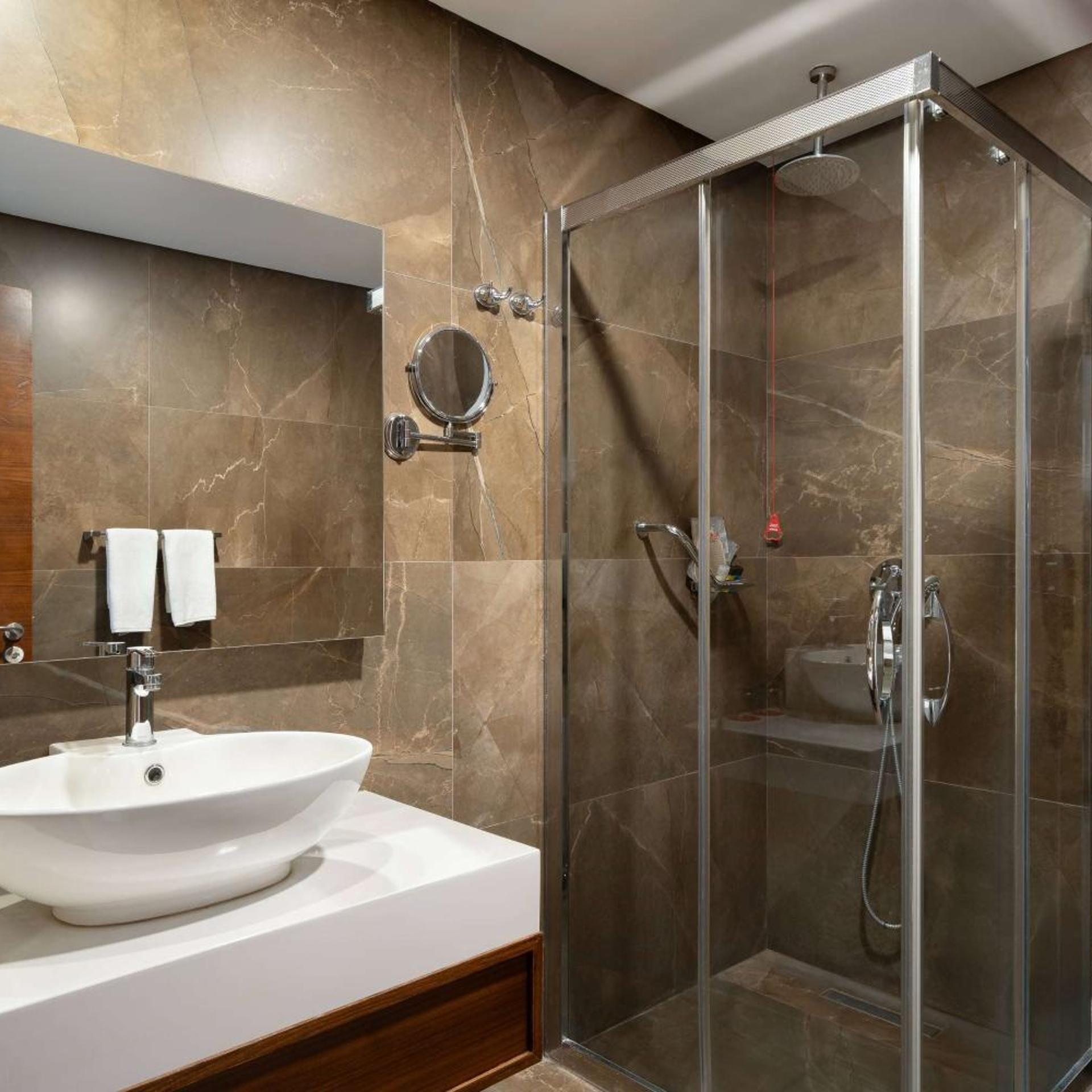Ramada Hotel & Suites by Wyndham Erbil 32 Park 63/65