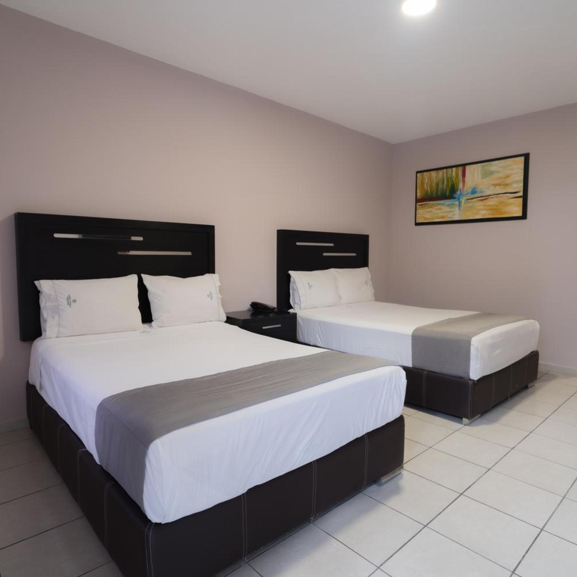 غرفة بسريرين منفصلين، Expo Hotel Guadalajara 4/4