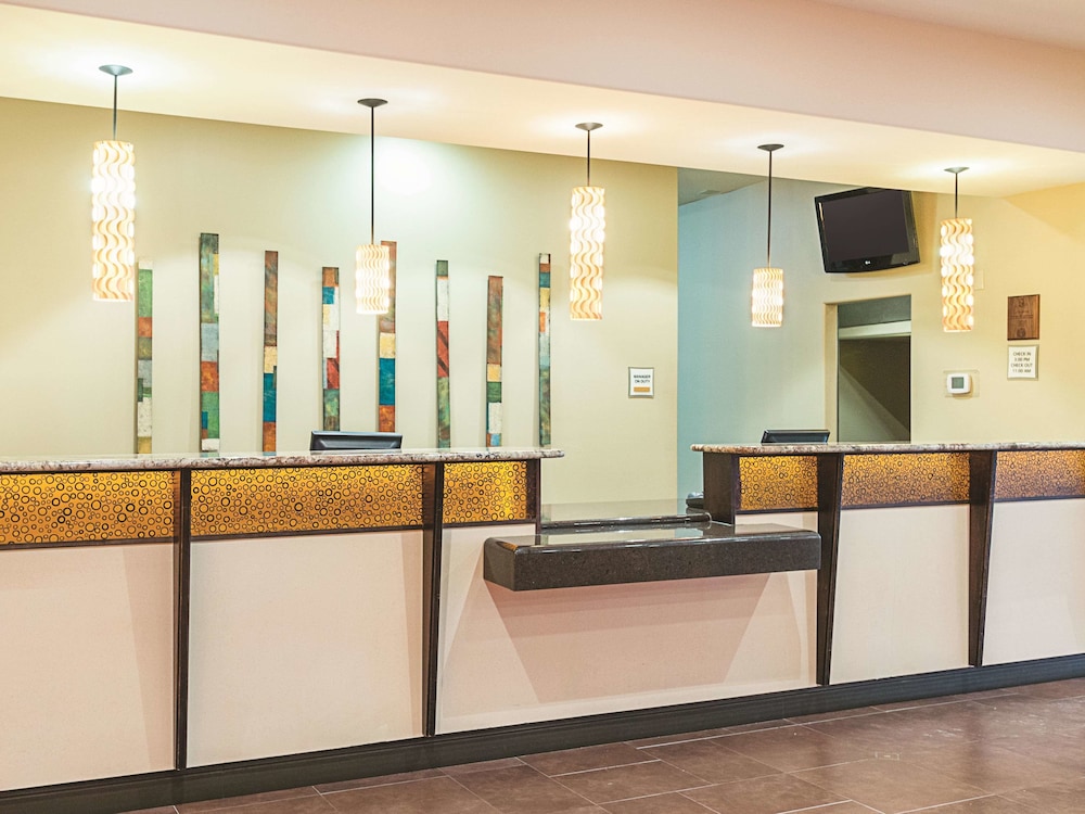 La Quinta Inn & Suites by Wyndham Woodway - Waco South 5/47