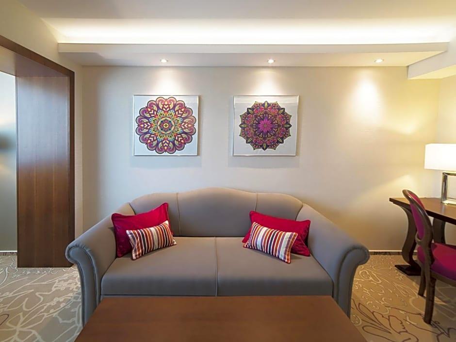 Lotus Them Spa Luxury Resort 24/50