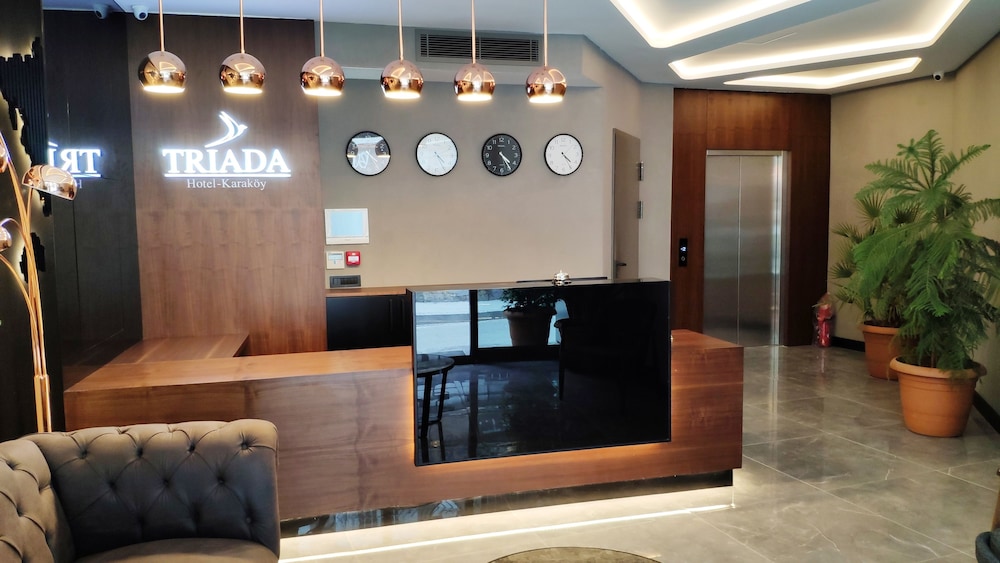 Triada Hotel Karakoy 8/65