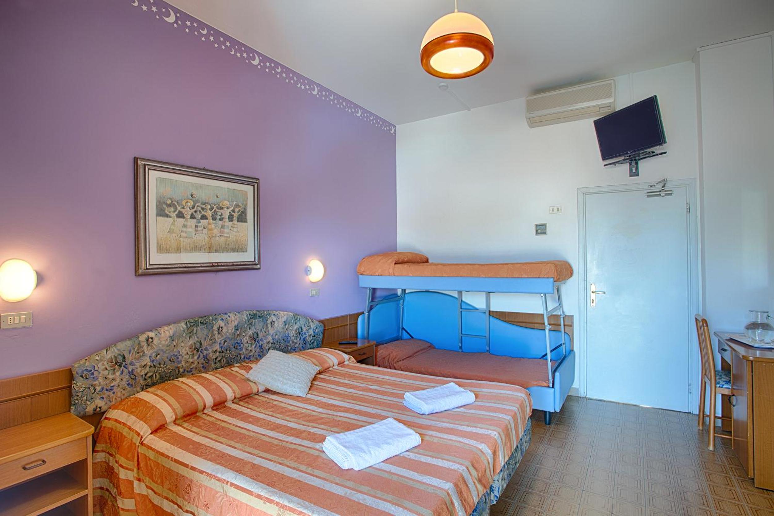 Hotel Meritime 12/50