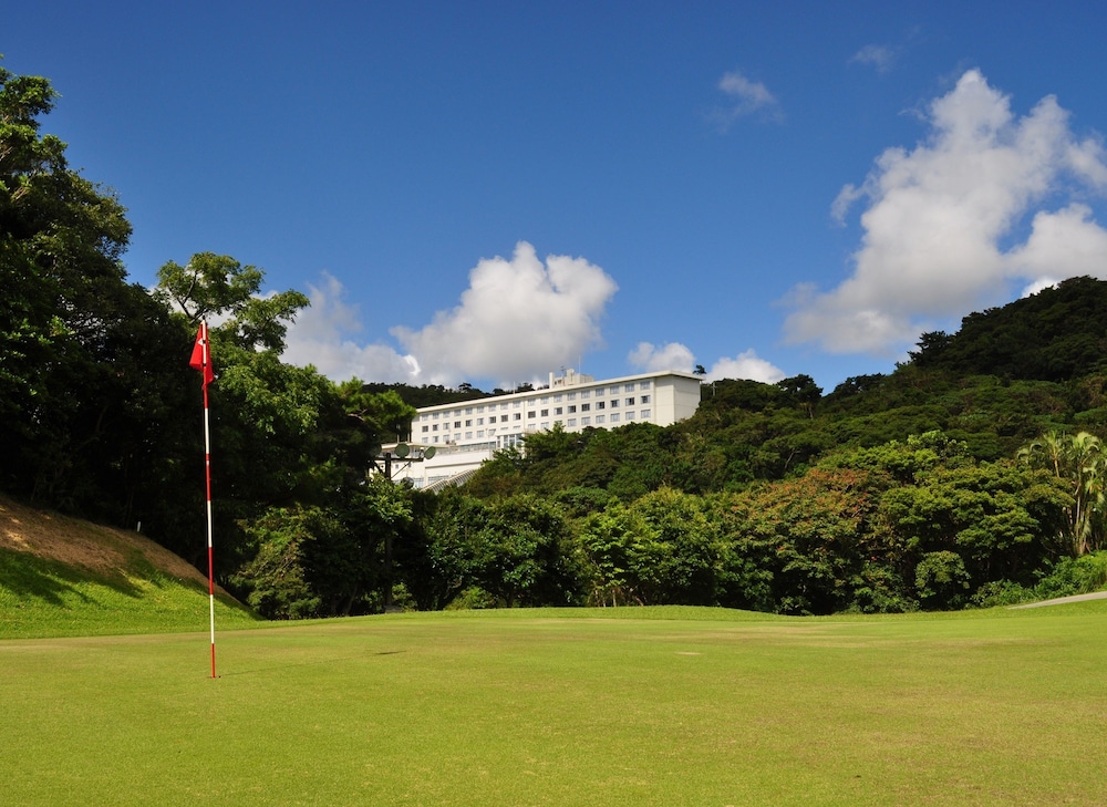 Motobu Green Park And Golf Course 33/36