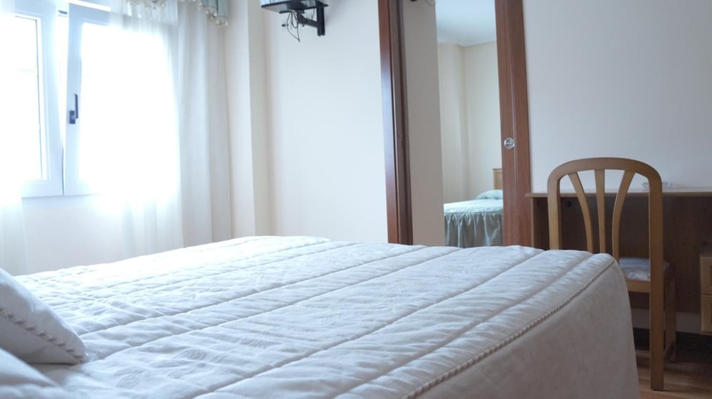 Hotel LARRY 20/27