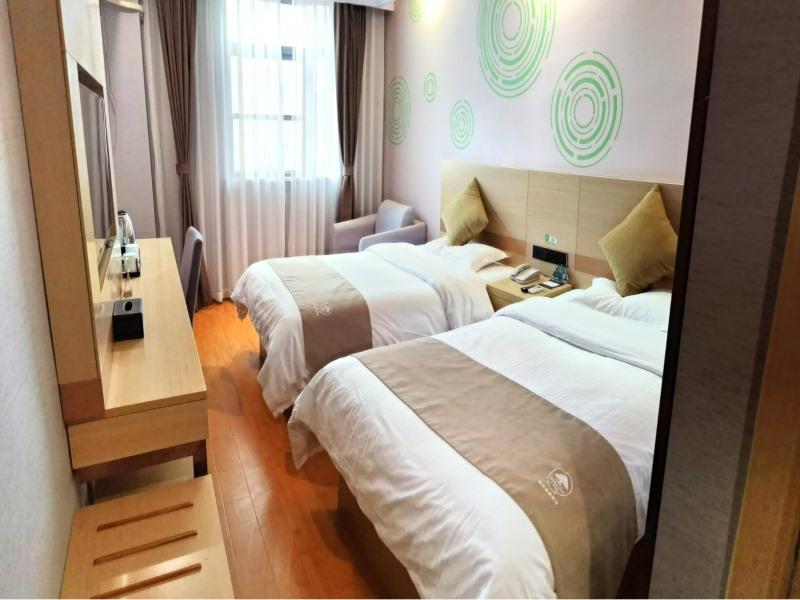 GreenTree Inn Suzhou Changshu Southeast Development Zone Southeast Avenue 4/24