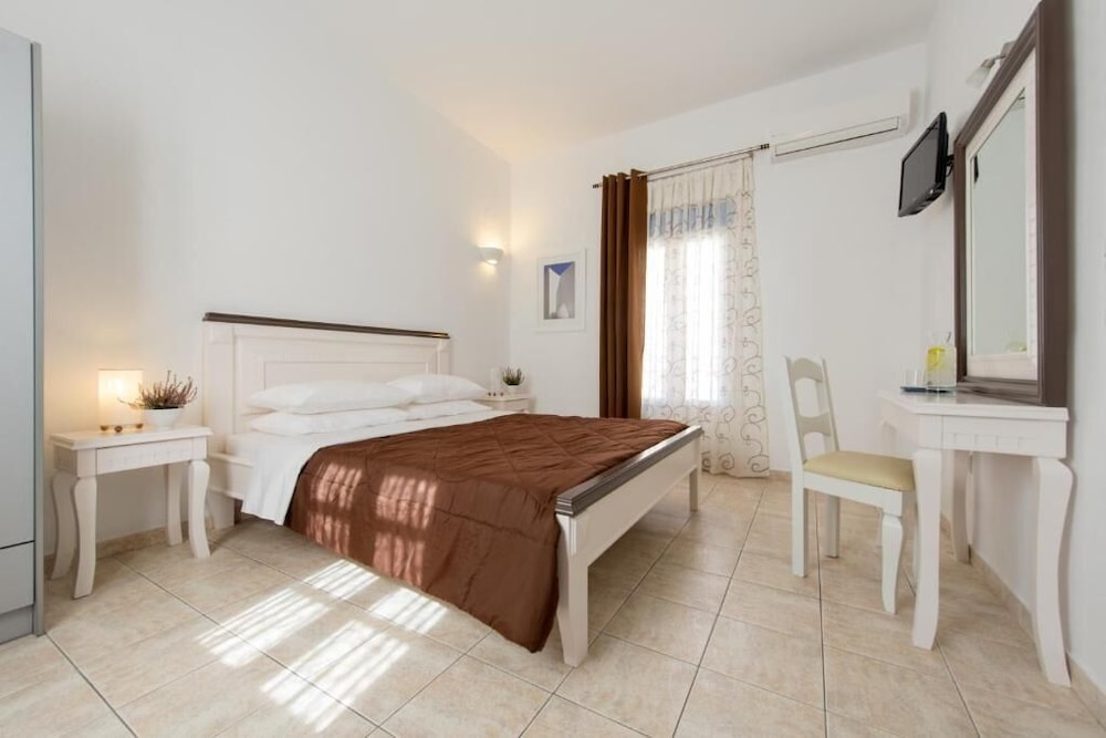 Seaside Beach Hotel 7/100