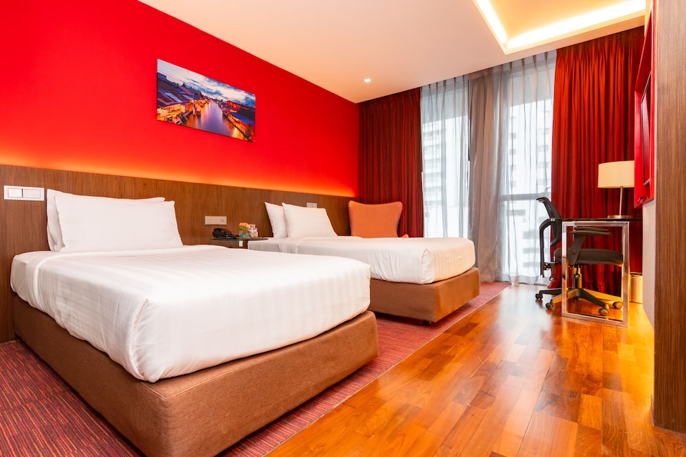 Galleria 10 Hotel Bangkok 10/56