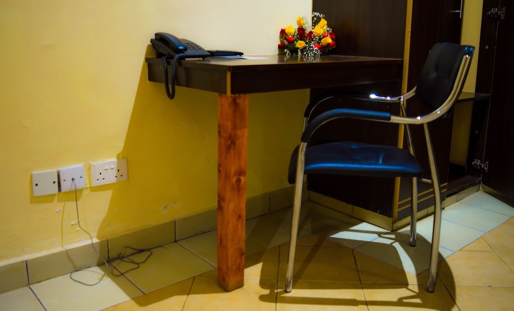 Fourth Parklands Guest House & Conference 28/36