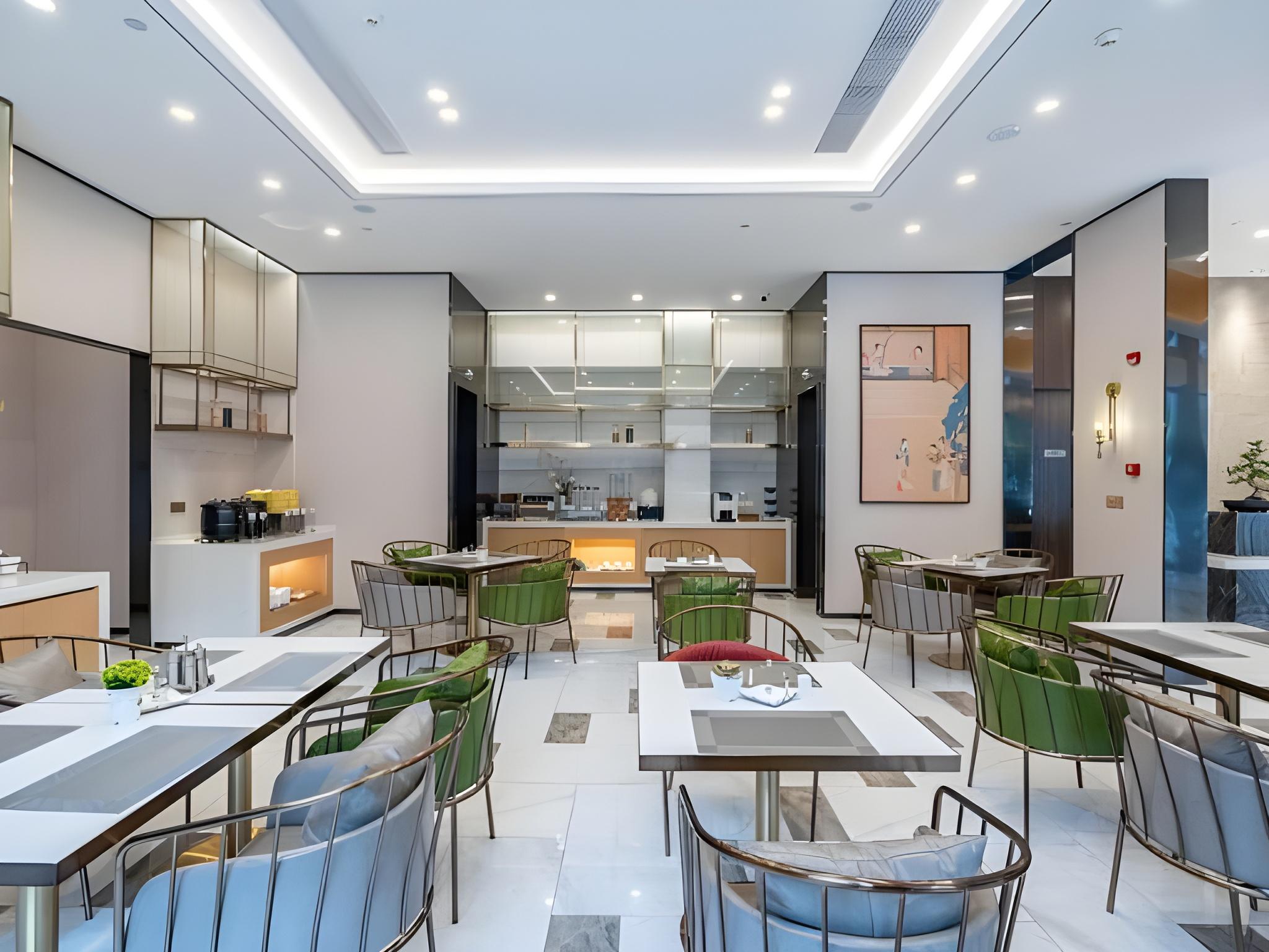 Magnotel (Xuzhou Suning Plaza, Jiefang Road) 38/45
