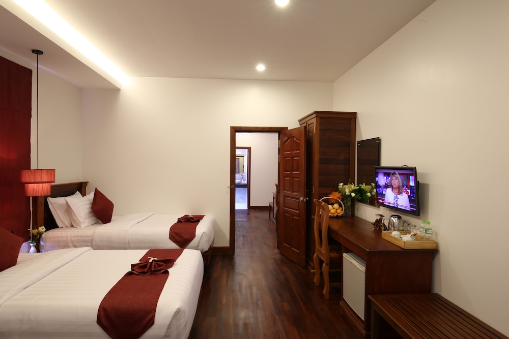 Holy Angkor Hotel 47/65