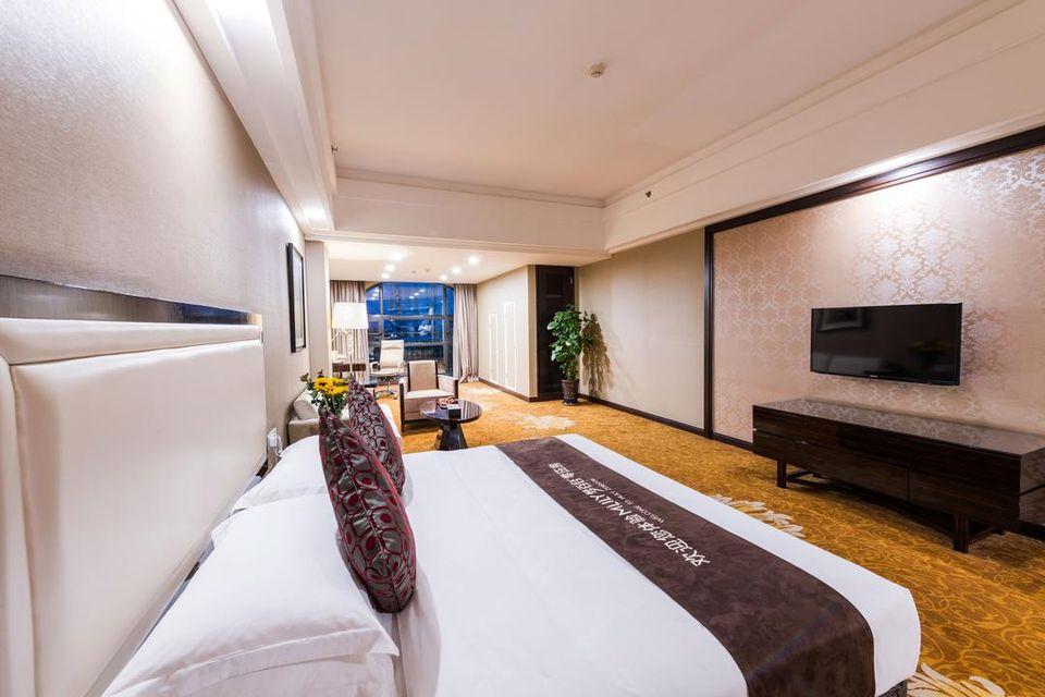 Deep Sleep, King Bed