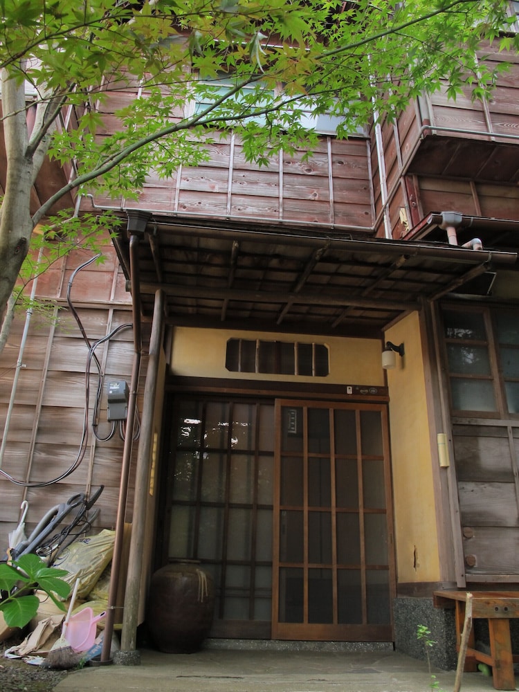 Atami Ikkyuan 4/48