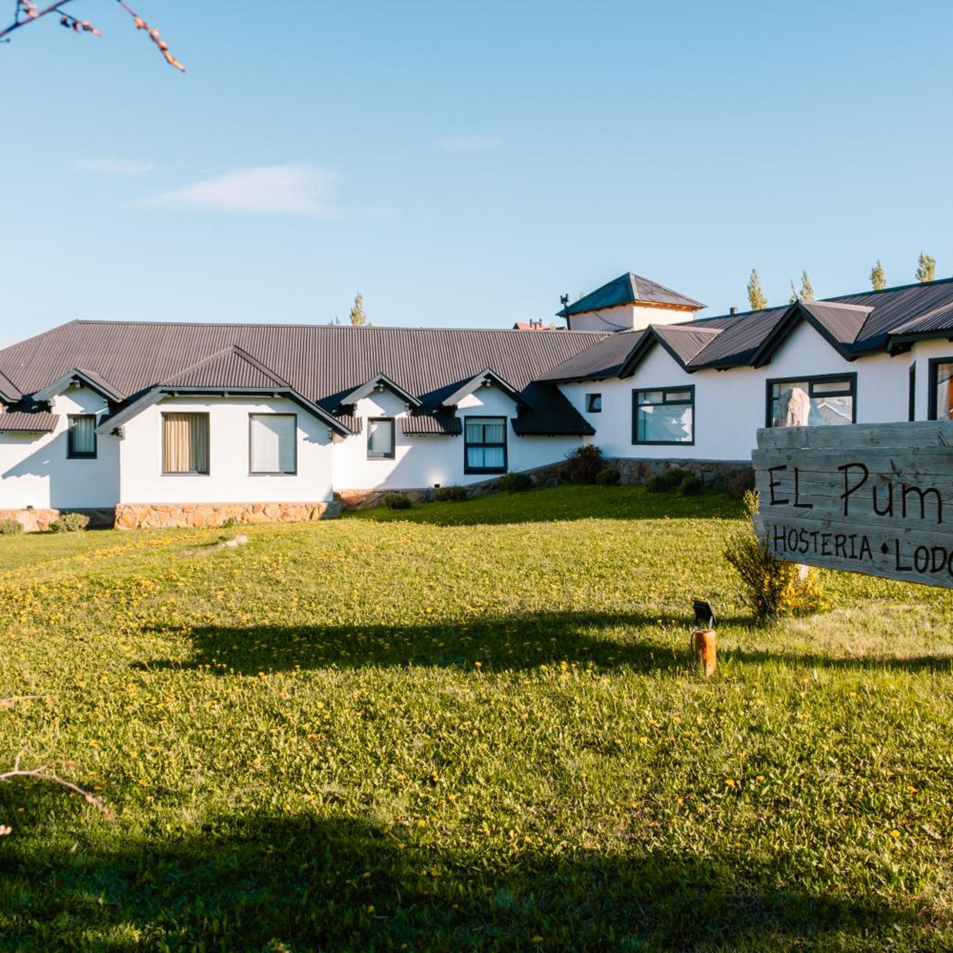 Hosteria El Puma 43/50