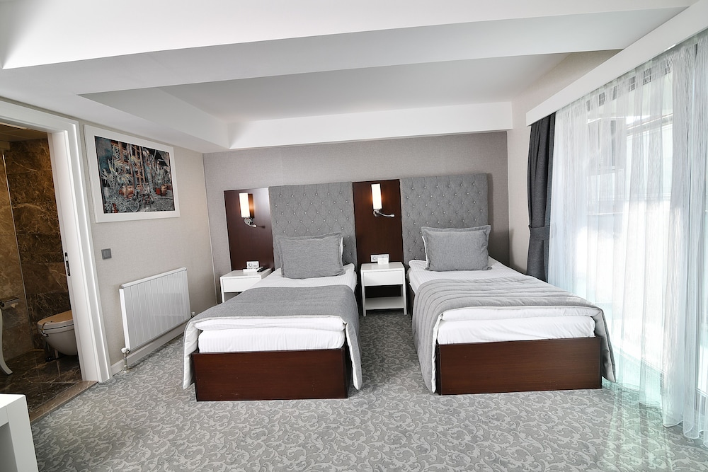 STANDARD, TWIN BEDS