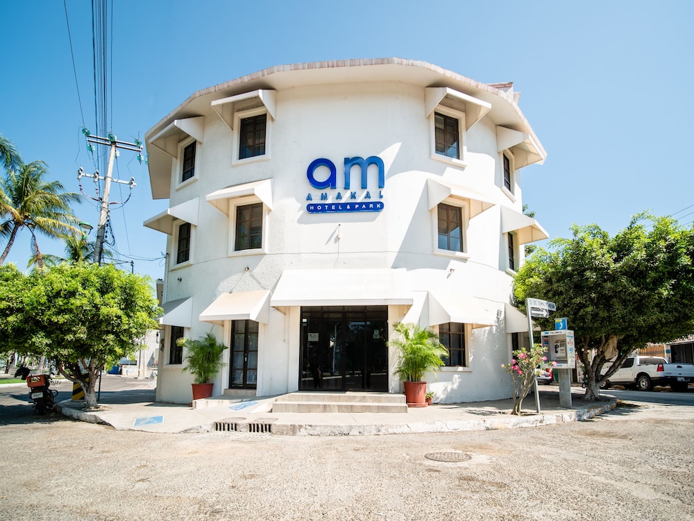 Hotel Amakal 37/42