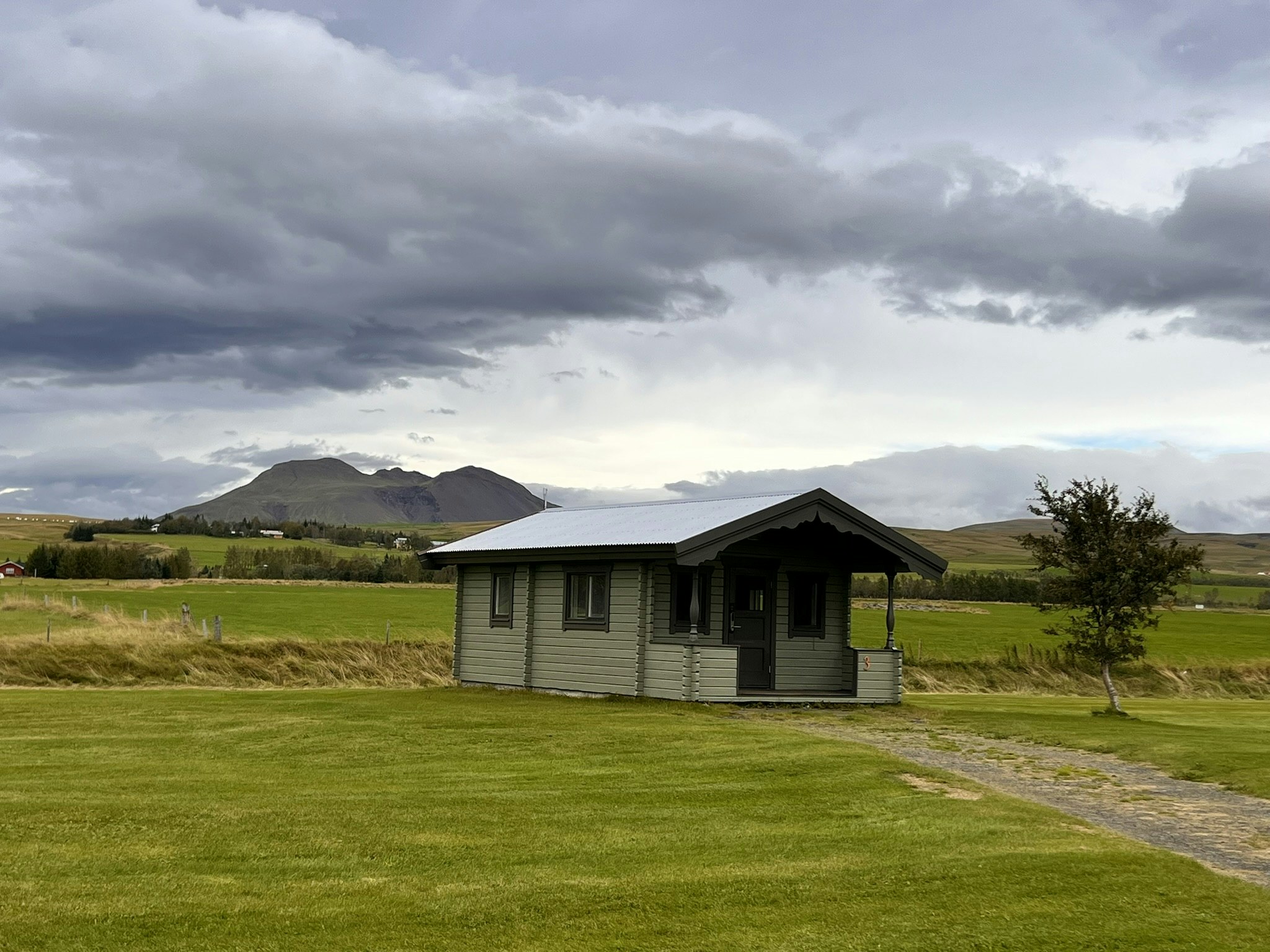 Hellisholar Cottages 17/19
