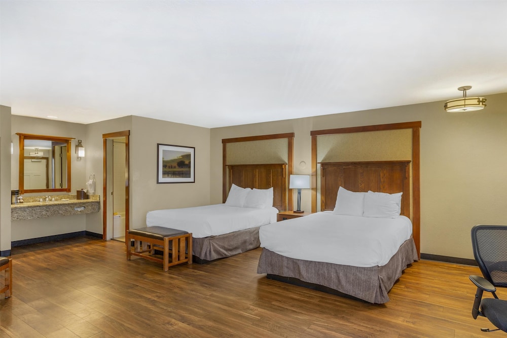 غرفة قياسية بسريرين كوين يُسمح فيها بالحيوانات الأليفة، Best Western Plus High Country Inn 10/10