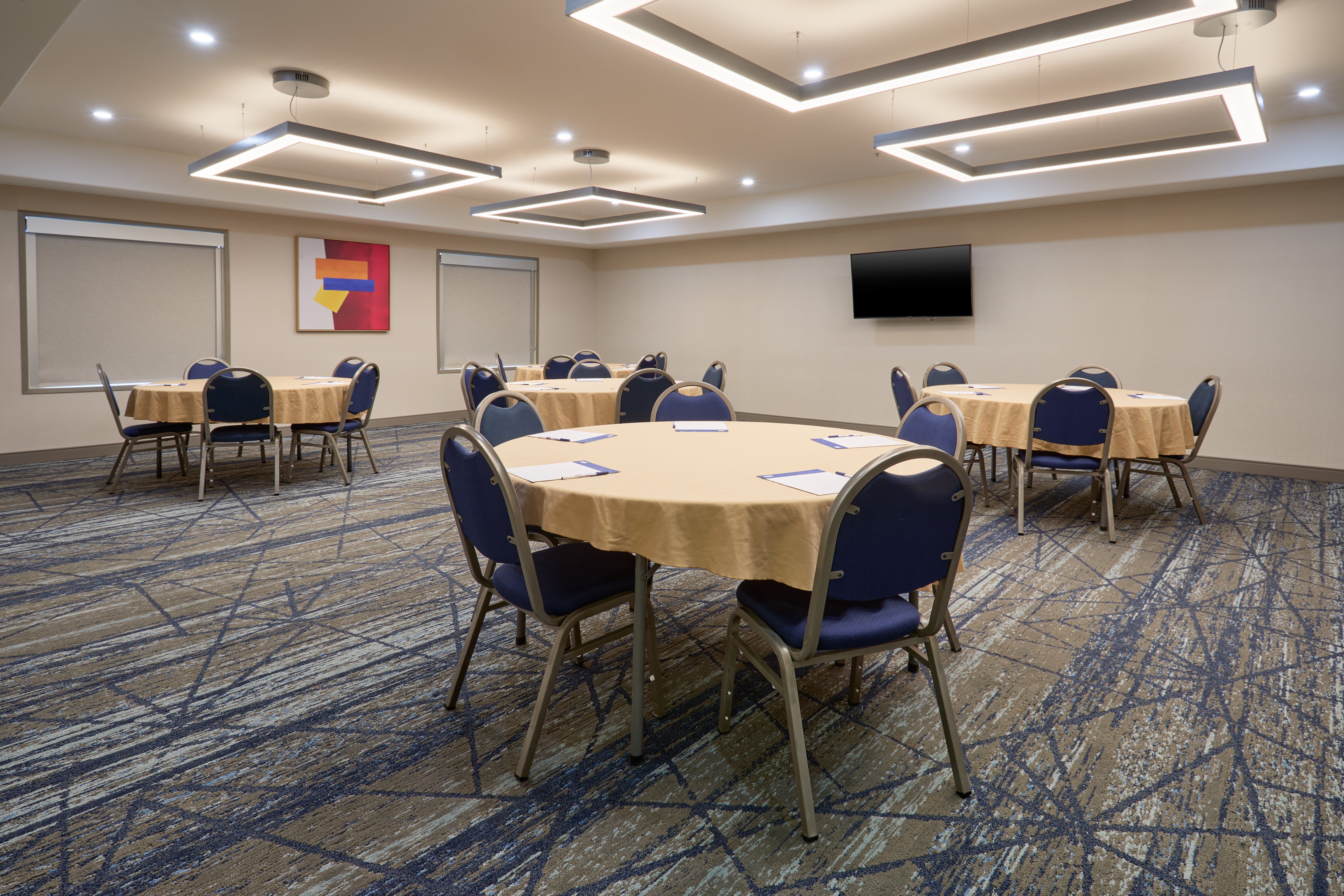 Holiday Inn Express Hotel Suites Swift Current 66/74