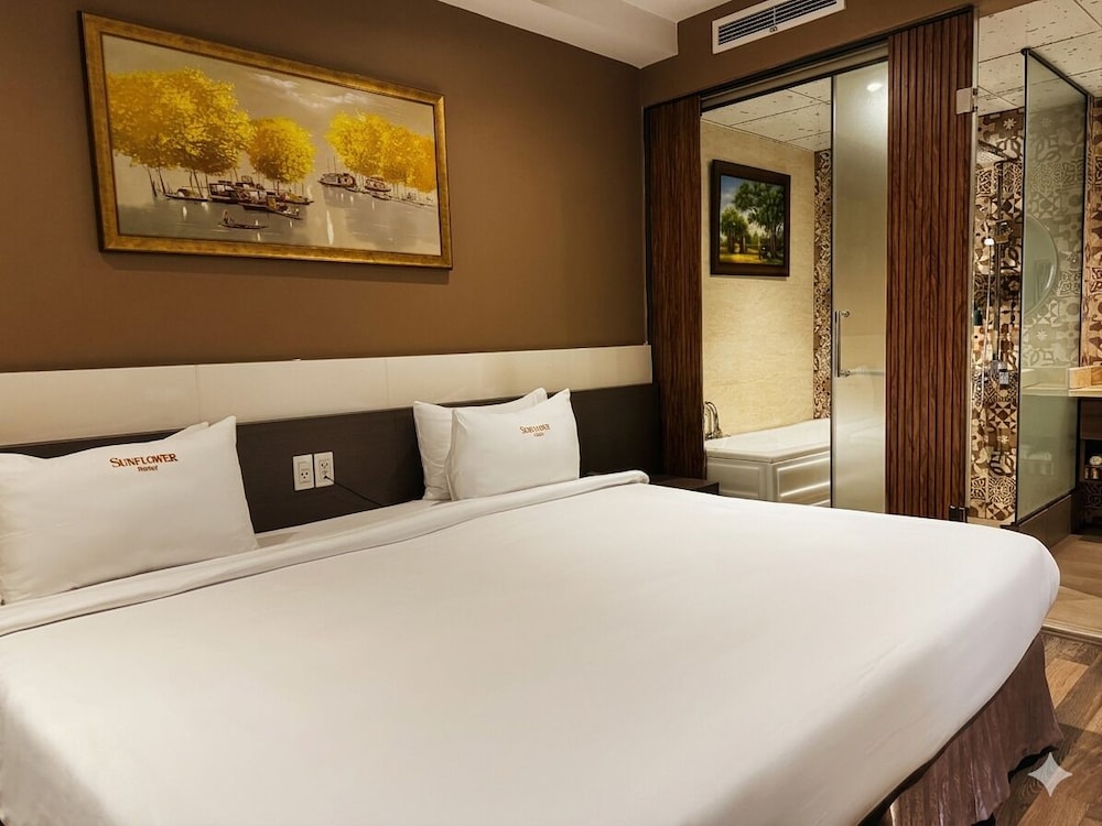 PREMIUM, KING BED