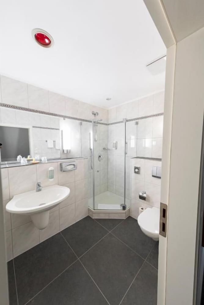 Van Der Valk Schlosshotel Grosser Gasthof 59/59