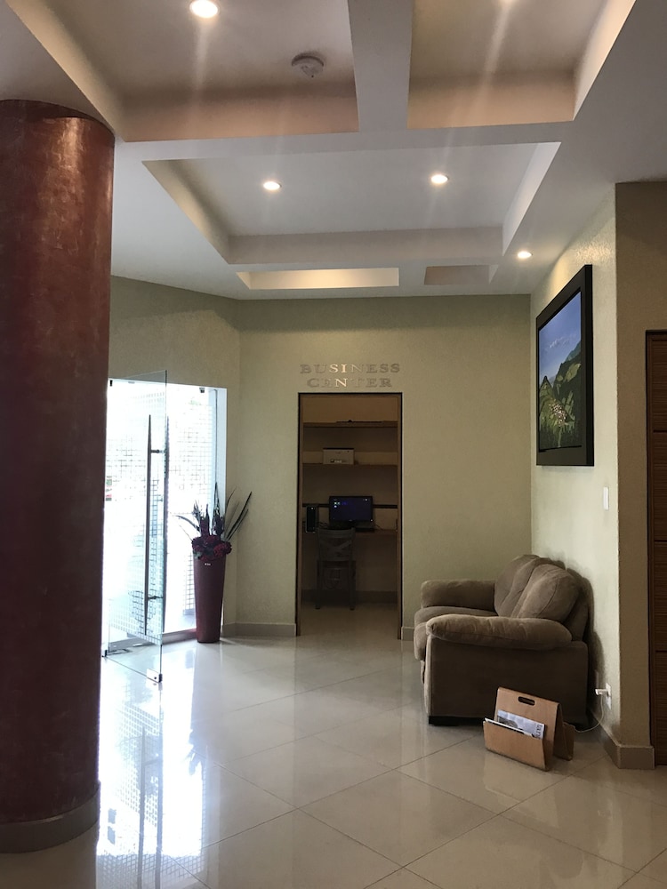 Hotel And Villas Panama 48/68
