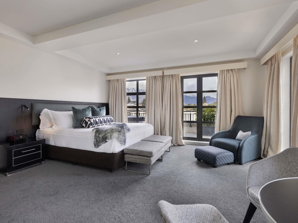 Sofitel Queenstown Hotel and Spa 21/58
