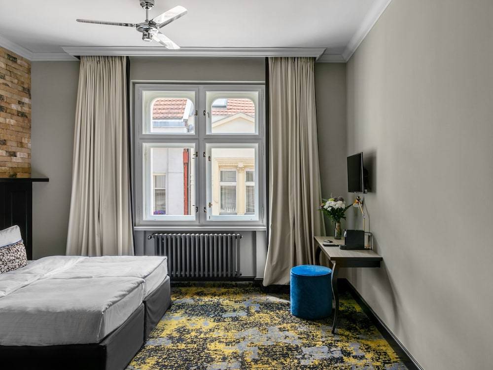 numa l Root Rooms and Apartments 49/81