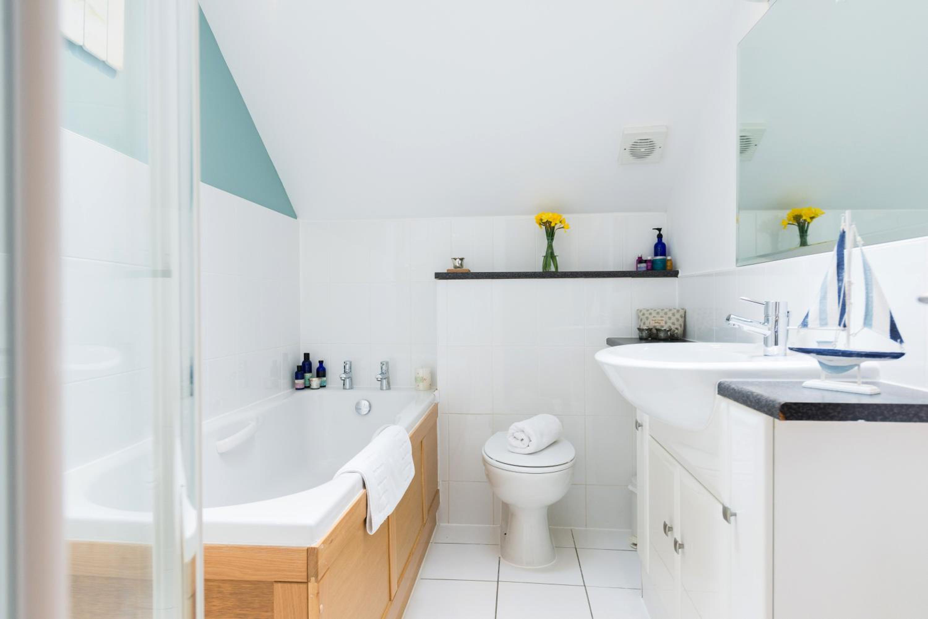 Wooden, Luxury, Lodge, Double and Twin Beds