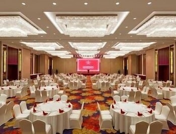 Ramada by Wyndham Jiaxing 15/17