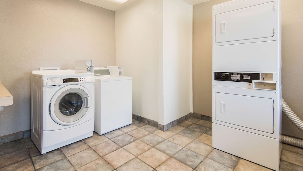 Motel6 Addison, TX - Dallas 34/56
