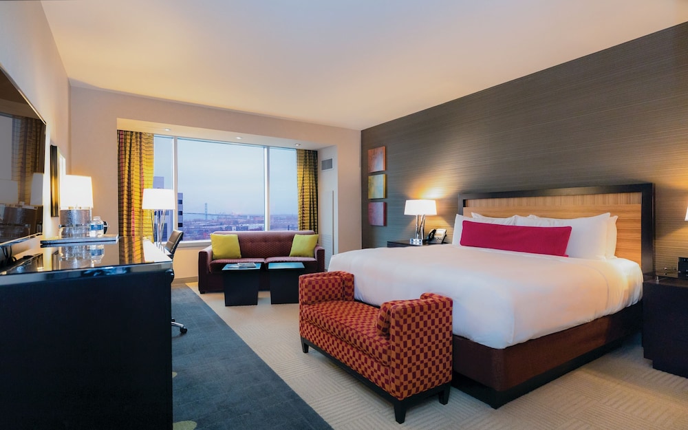 ROOM, KING BED, GRAND VIEW