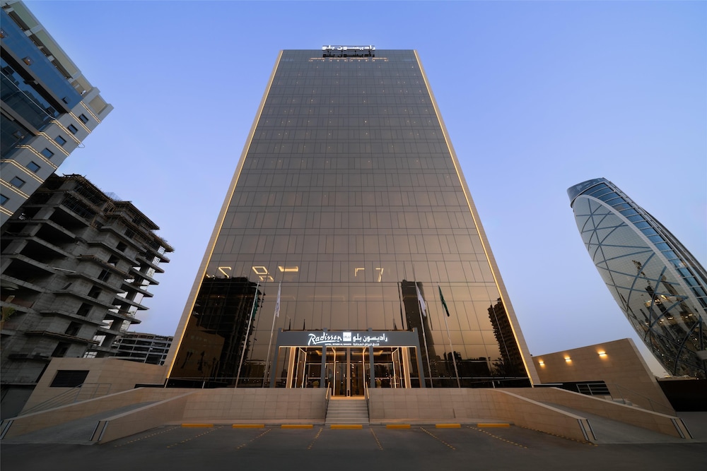 Radisson Blu Hotel, Riyadh Al Sahafa 3/50