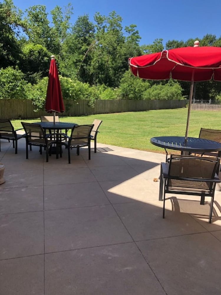 Holiday Inn Hotels And Suites Lafayette North 33/55