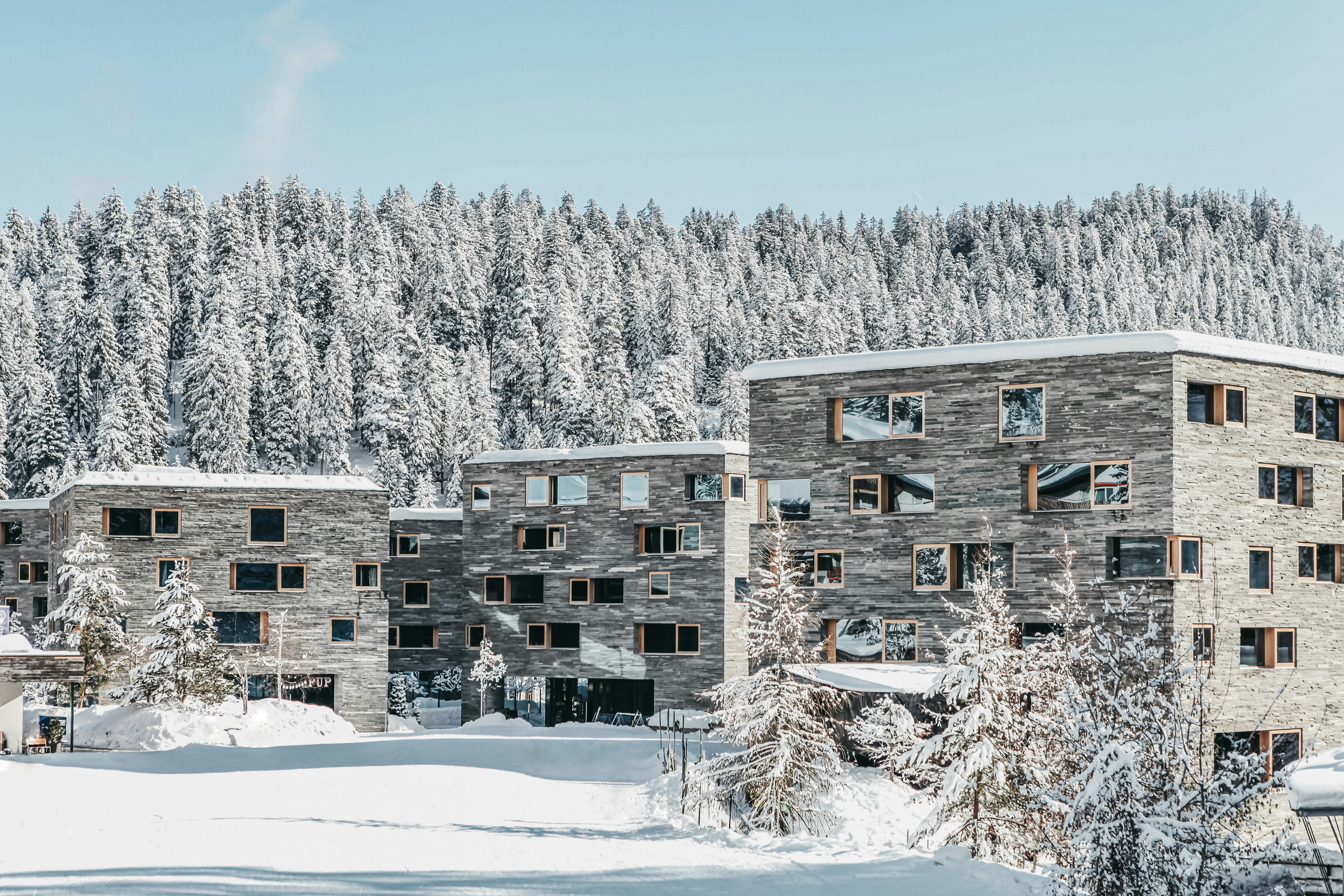 ROCKSRESORT 2/58