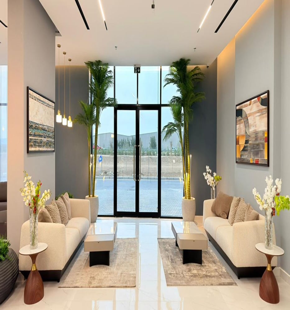Luxury Apartment with Pool Gym & Free Parking at Equiti Gates Jebel Ali 11/14