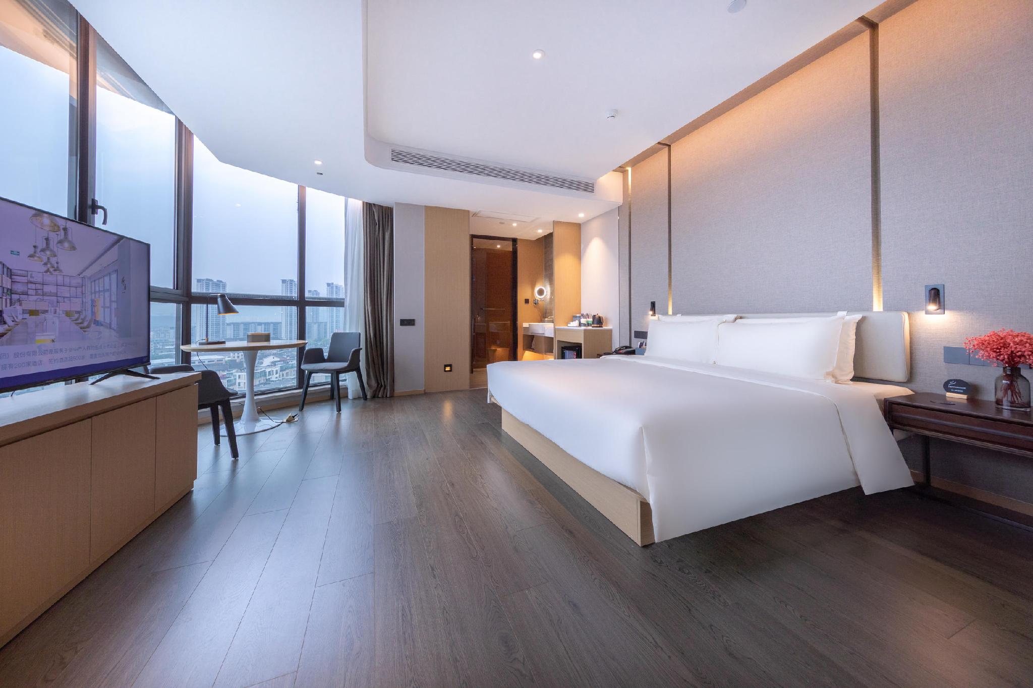 Atour Hotel (Ningbo Fenghua Huizheng Old Street) 8/47