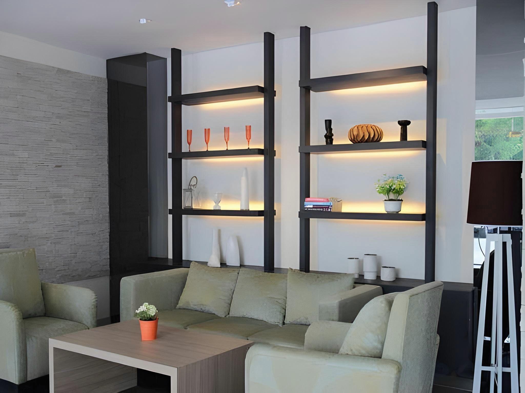 Leenova Hotel 39/50
